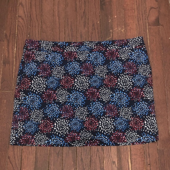 Kim Rogers Dresses & Skirts - Kim Rogers Vibrant Blue and Red Patterned Mini Skort